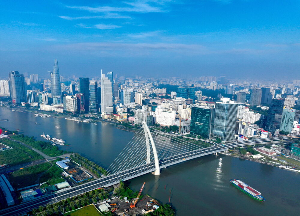Thành phố Hồ Chí Minh có vị trí thuận lợi cho việc giao thông quốc tế
