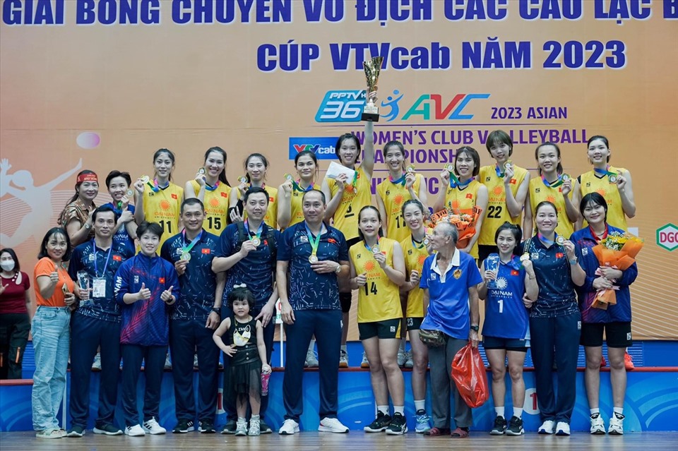 Thông tin về đội tuyển bóng chuyền nữ quốc gia Việt Nam 